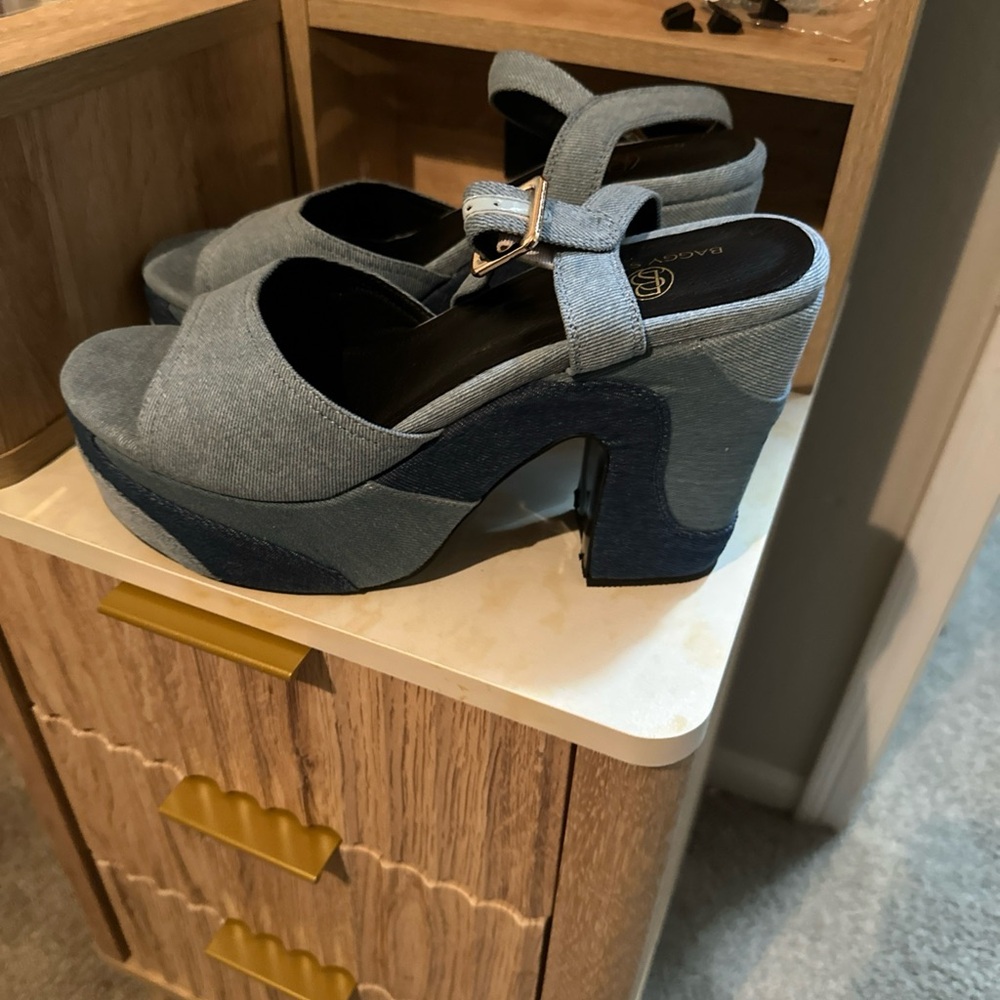 Stylish Blue Platform Heels